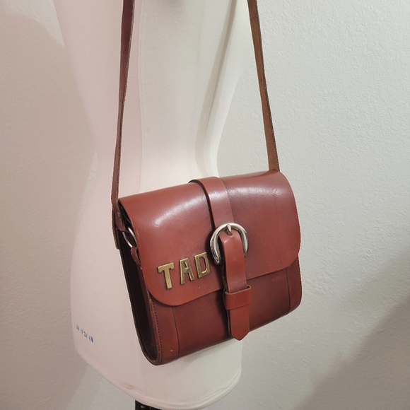 Vintage Thom Hird Handmade Leather Shoulder Bag with TAD Brass Monogram - Picture 3 of 15